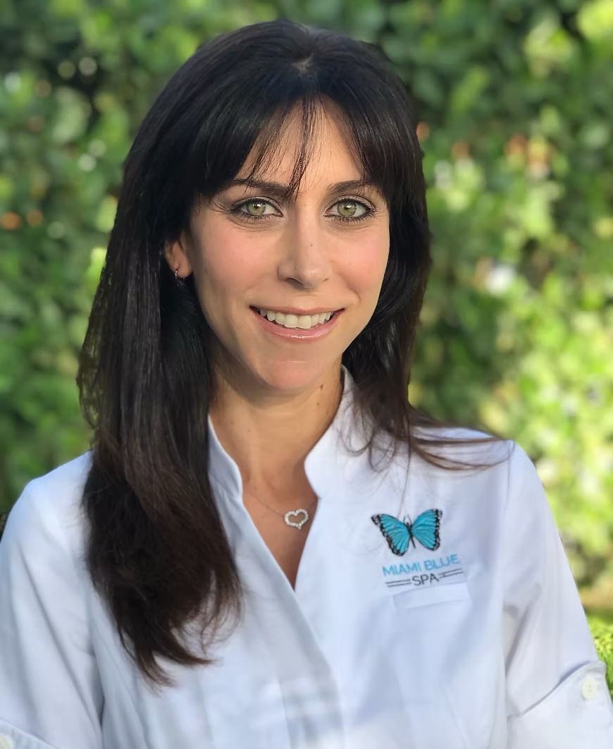 Lisa Robbins - Licensed Esthetician and Dermalogica Expert